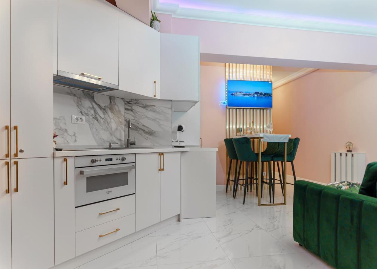 Del Mar Mamaia-Vega Studio Διαμέρισμα Εξωτερικό φωτογραφία