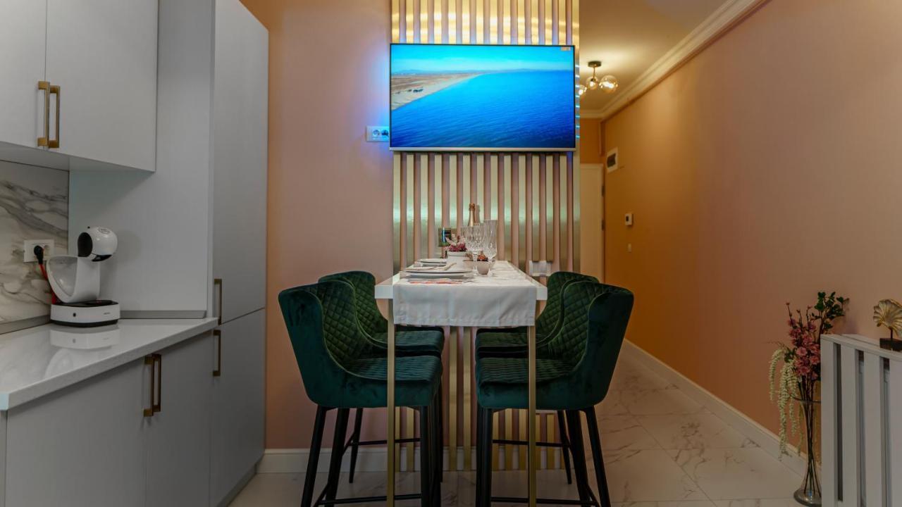 Del Mar Mamaia-Vega Studio Διαμέρισμα Εξωτερικό φωτογραφία